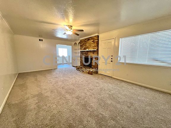 5th image of 3923 Shady Hollow Ln