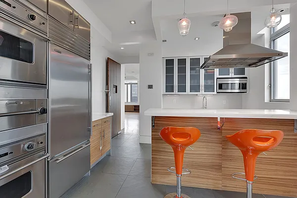 Rented by Cooper & Cooper Real Estate | media 23