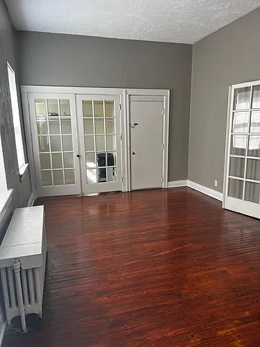 2722 Vine St Photo 1