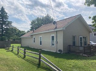1904 James St, Essexville, MI