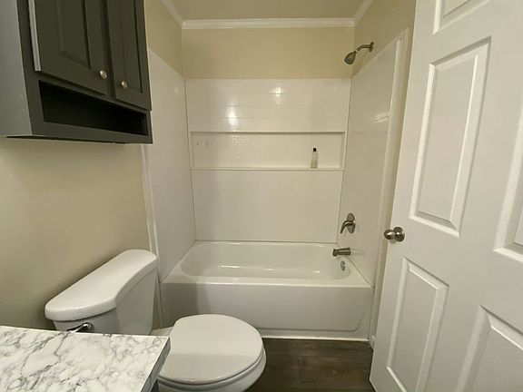 3rd image of 8121 Lillian Hwy #5