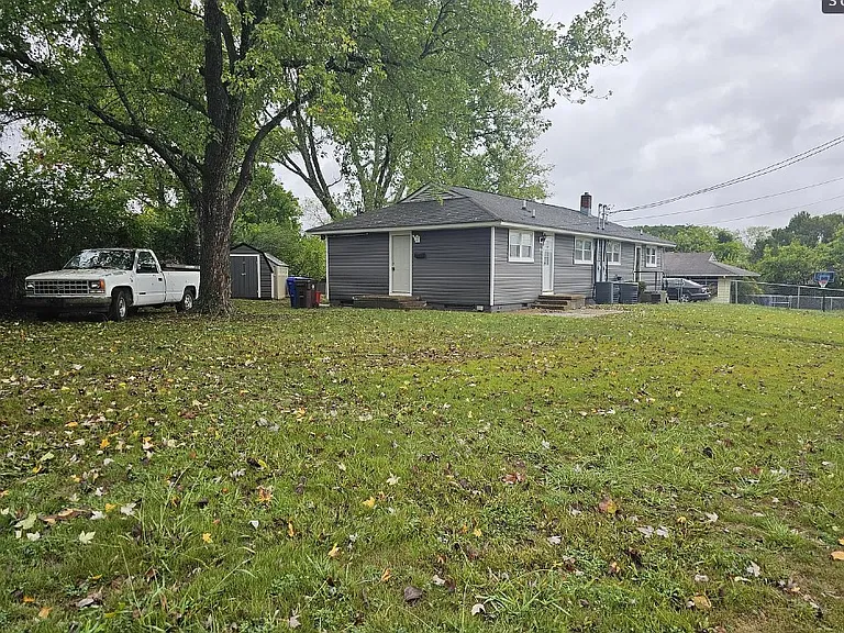 142 Maryville Cir — Photo 2