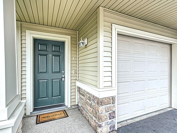 3rd image of 6137 Hazel Loop SE APT C