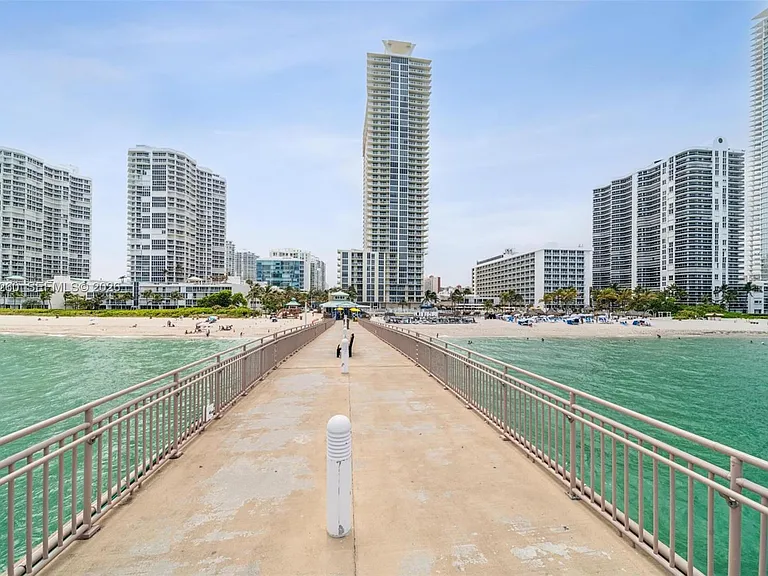 16699 Collins Ave #3009 — Photo 23