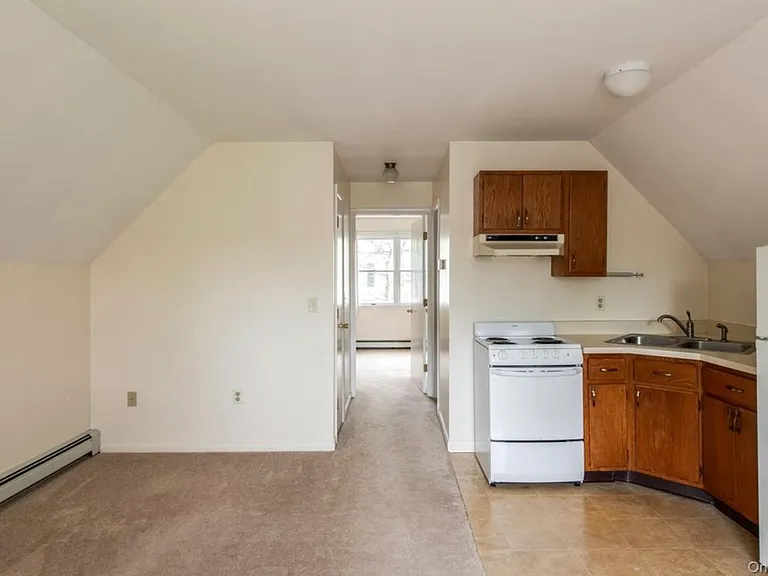 34 Appletree Dr — Photo 2