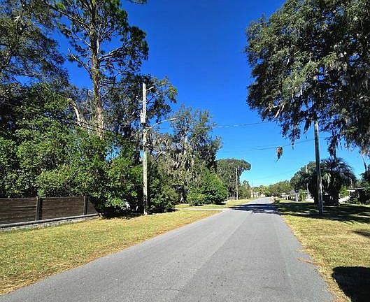 2nd image of 6107 CARLTON Road