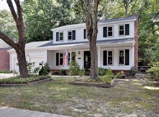 104 Long Bridge Rd, Hampton, VA 23669