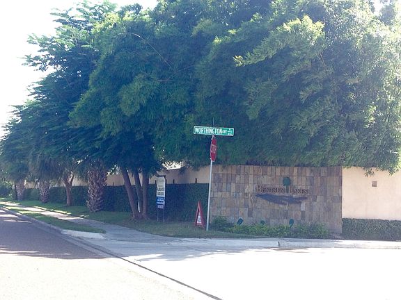 3rd image of 2407 S 42nd Ln