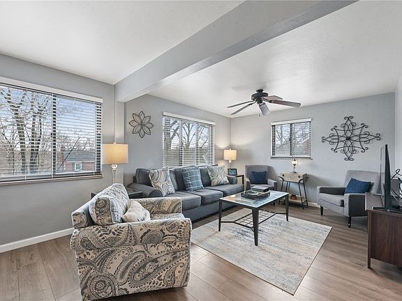 3rd image of 310 Edgewood Rd