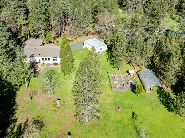 22638 Tiller Trail Hwy, Days Creek, OR 97429