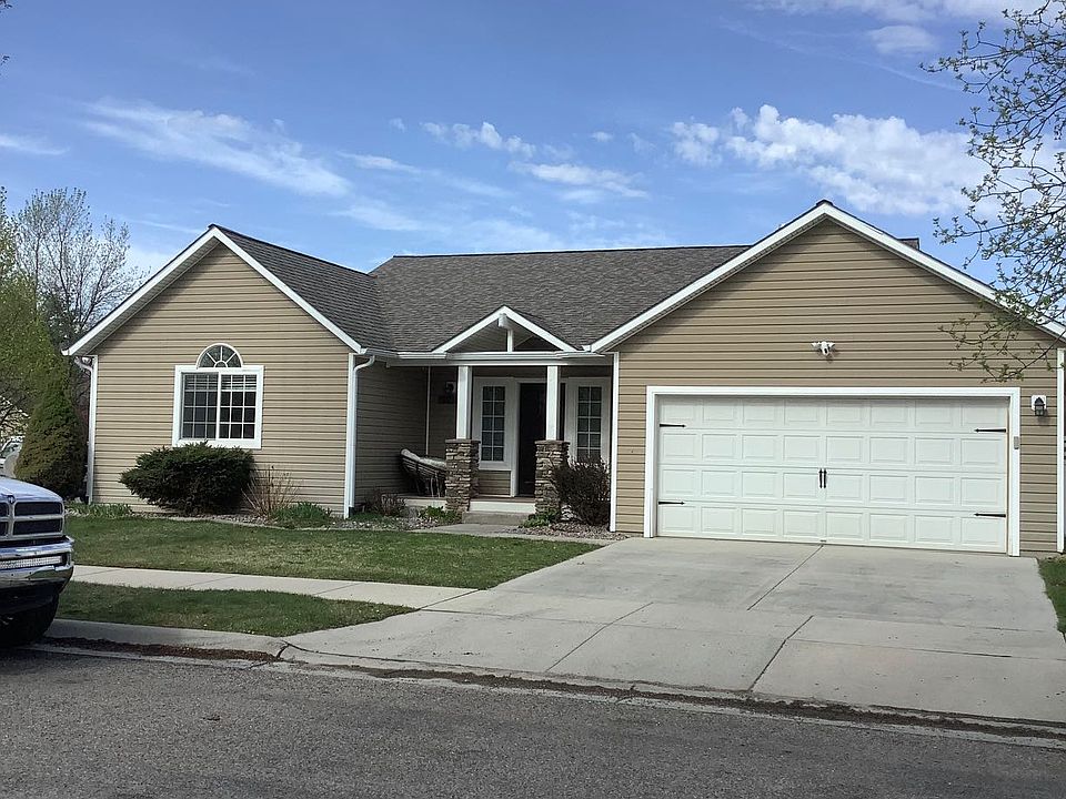 1st image of 2401 Stratford Ln