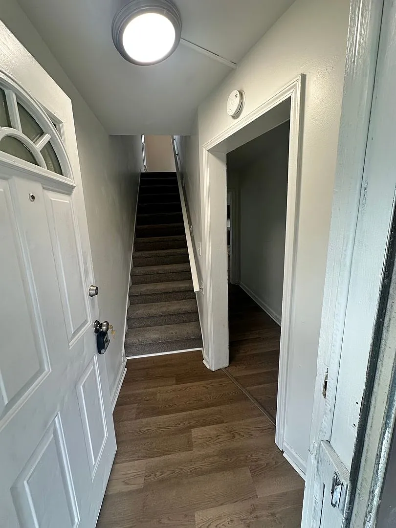 Single Family Home — Photo 2
