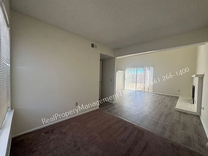 3 bed, 3.0 bath, 1670 sqft, $2,800 — Photo 3