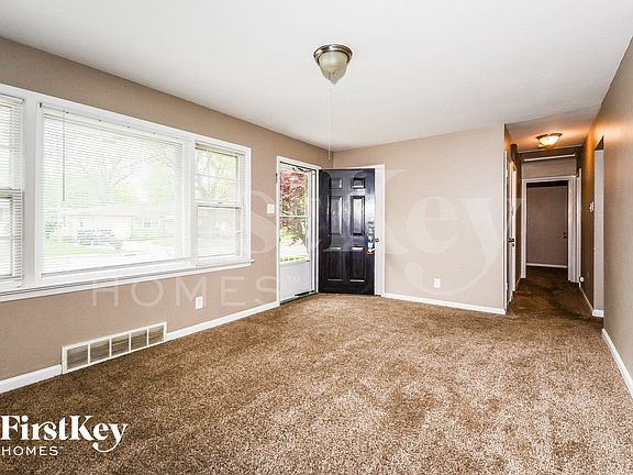 4th image of 1420 Lindsay Ln