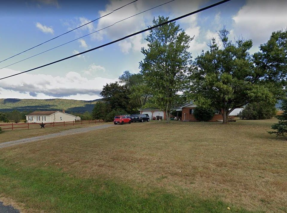 2nd image of 8757 Upper Strasburg Rd
