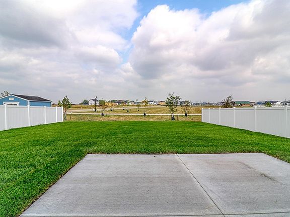 4th image of 5708 Deb Dr W
