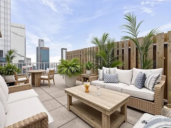 561 10th Avenue image 1 of 37