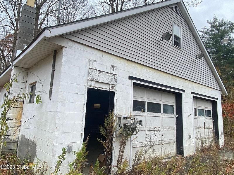 5th image of 19 Avenue A