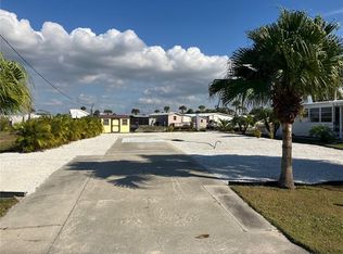 1447 Flamingo Dr, Englewood, FL 34224