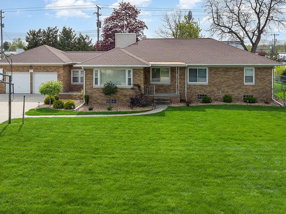 1st image of 615 Webb Dr