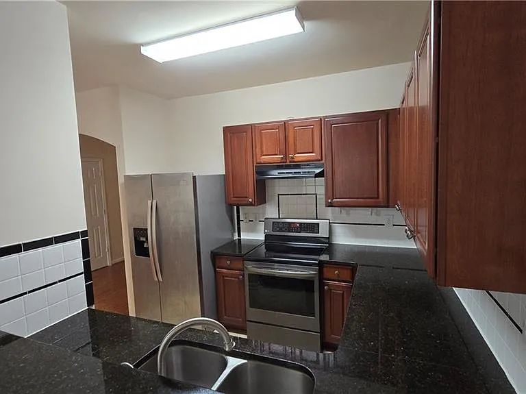2109 Meadow Peak Rd — Photo 8