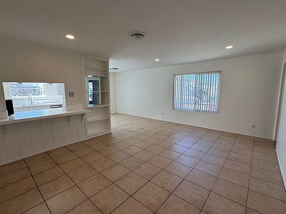 4th image of 4445 Fanuel St APT 8