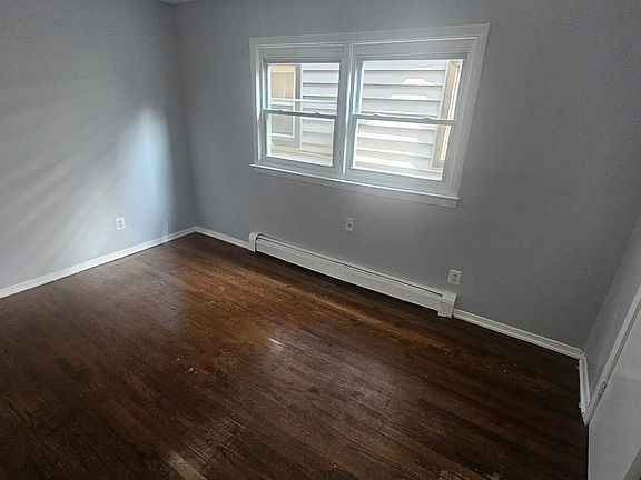 4th image of 284 Randolph Ave