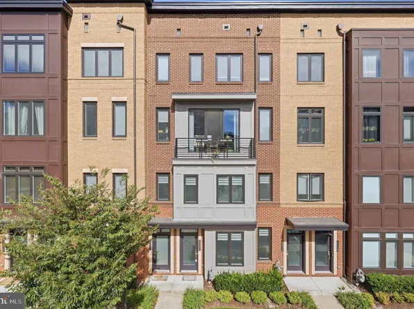 23554 Neersville Corner Ter, Ashburn, VA 20148