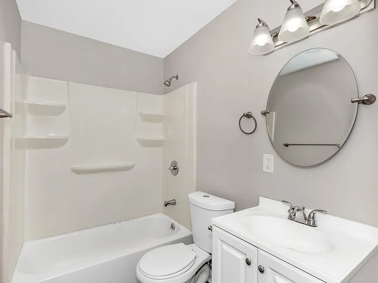 4304 9th Ave SW — Photo 11