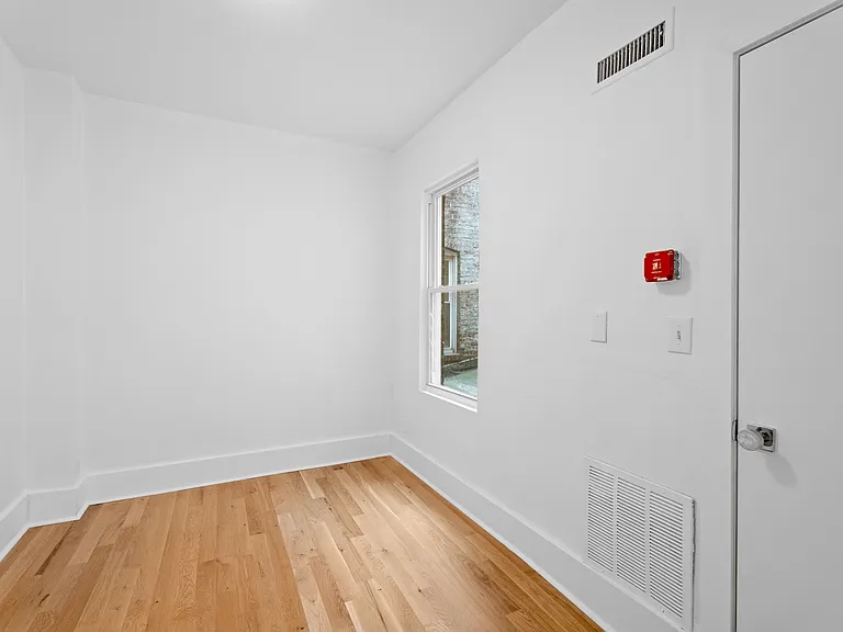 1384 State St #3 — Photo 14