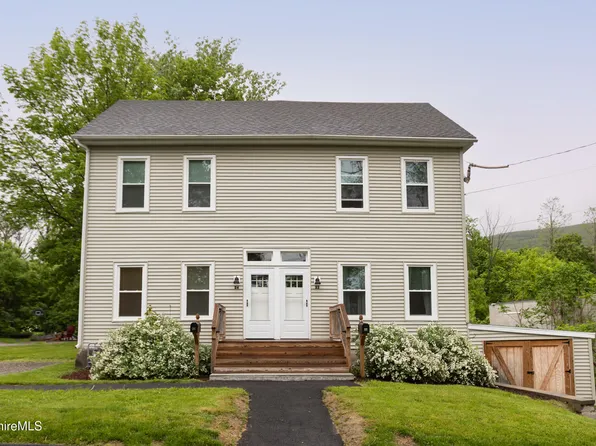 24 Front St #22, Williamstown, MA 01267