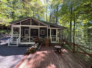 108 Deer Run Trl, Dingmans Ferry, PA 18328