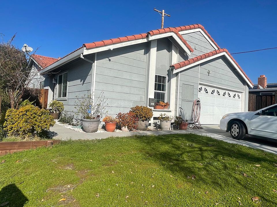 1st image of 2329 Elkins Way