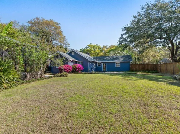 1409 Barbara St, Mount Pleasant, SC 29464