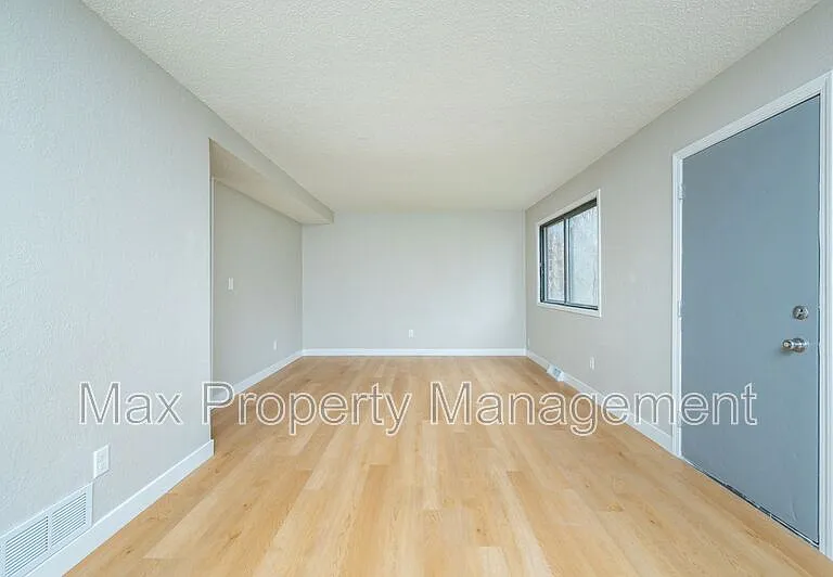 4003 Indianapolis Ave — Photo 7
