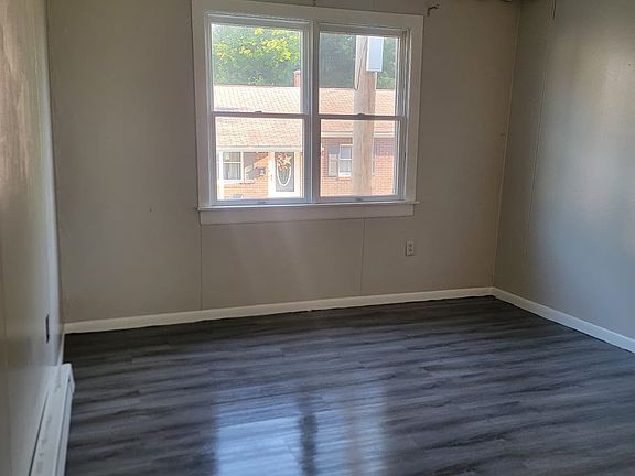3rd image of 230 Parsonage St #3