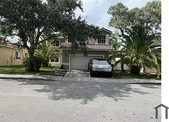 16295 NW 17th Ct — Photo 1