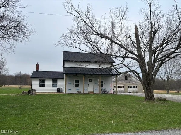 4842 Hoffman Norton Rd, Bristolville, OH 44402