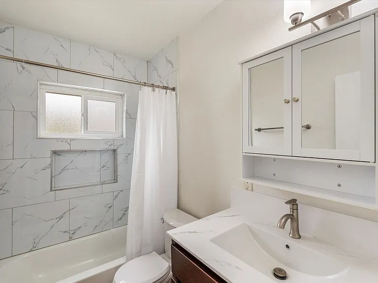 3925 Barrett Rd — Photo 13