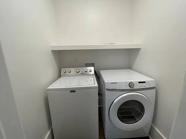 10 Shanley St #B — Photo 8