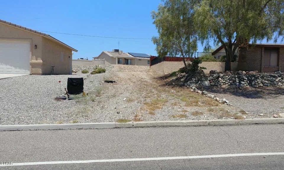 1st image of 2689 Daytona Ave