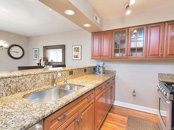 3rd image of 301 Virginia Woods Dr