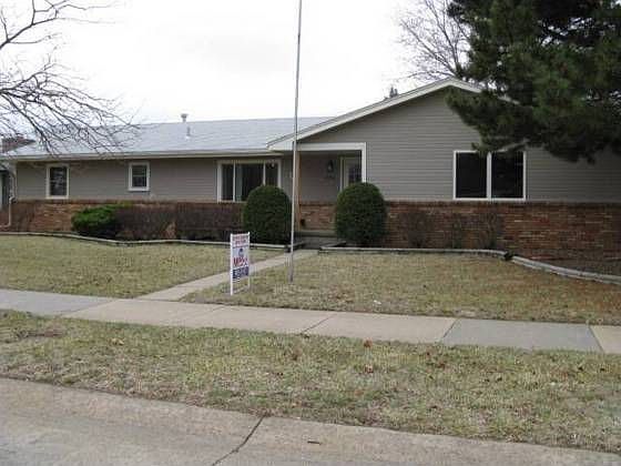 1st image of 2314 Montclair Dr