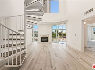 171 N Church Ln APT 409, Los Angeles, CA 90049