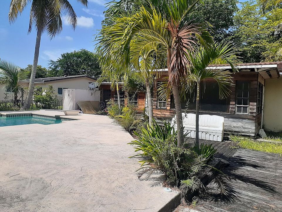1st image of 2107 NW 5th Ave