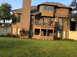 2103 S Paxton Dr, Warsaw, IN