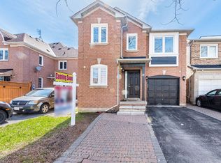 37 Elk St, Brampton, ON L6R 1R9