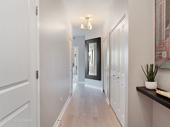 2nd image of 757 N Orleans St APT 607
