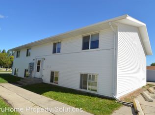 4805 7th Ave N #4, Grand Forks, ND 58203