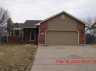4126 Edinburg Cir, Wichita, KS 67220